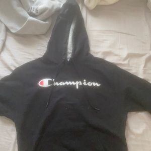 black champion sweatshirt